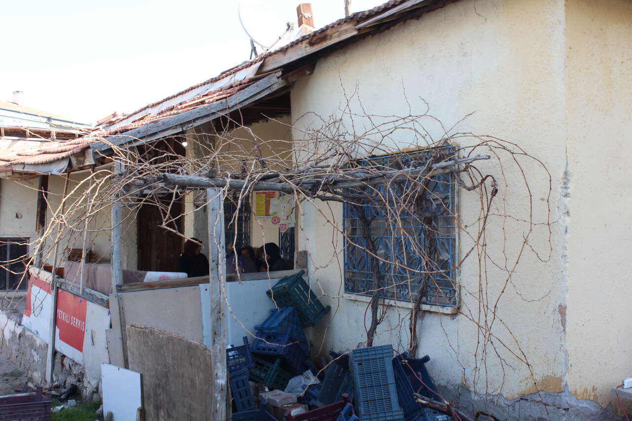 Damat dehşeti! Evine ateş açıp eski kayınpederini öldürdü 1